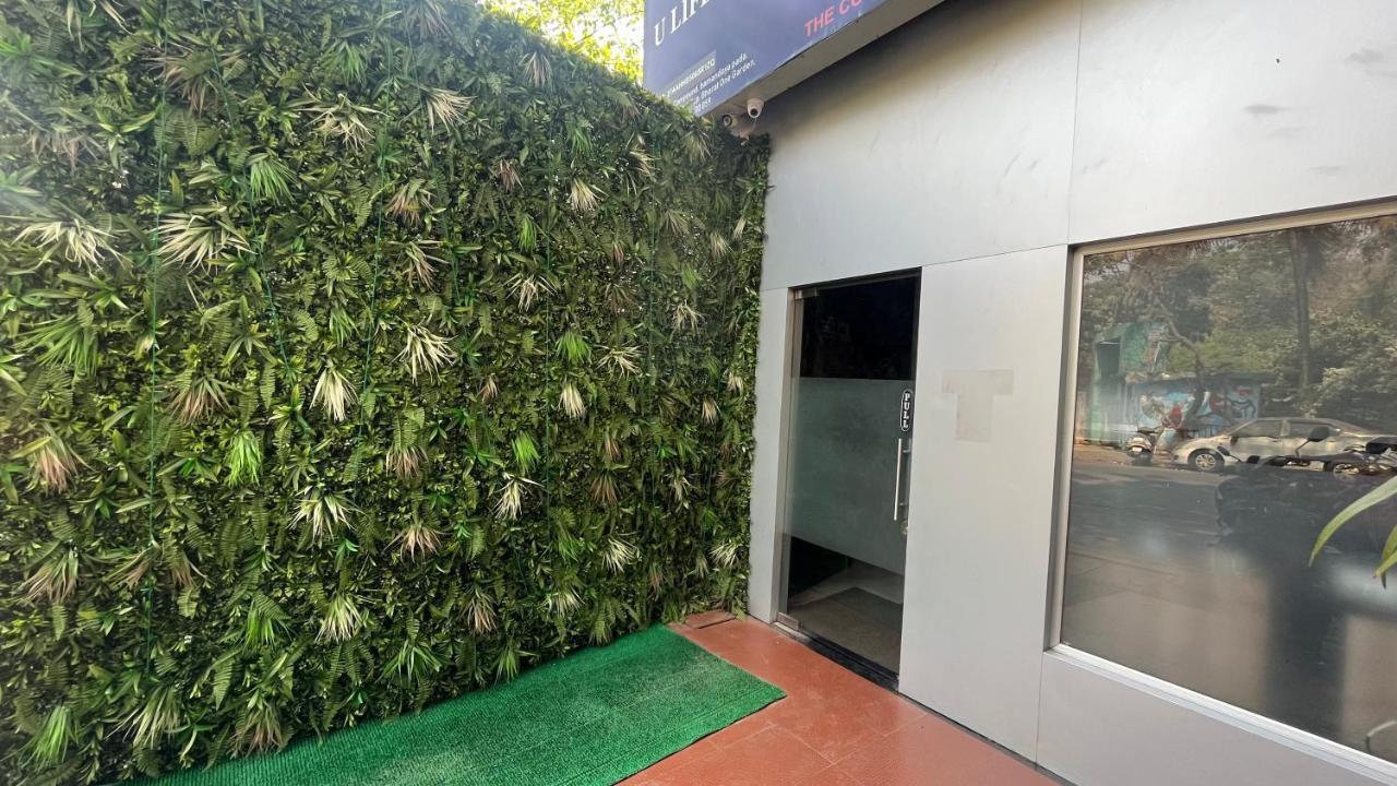 U Life Hotel 孟买 外观 照片